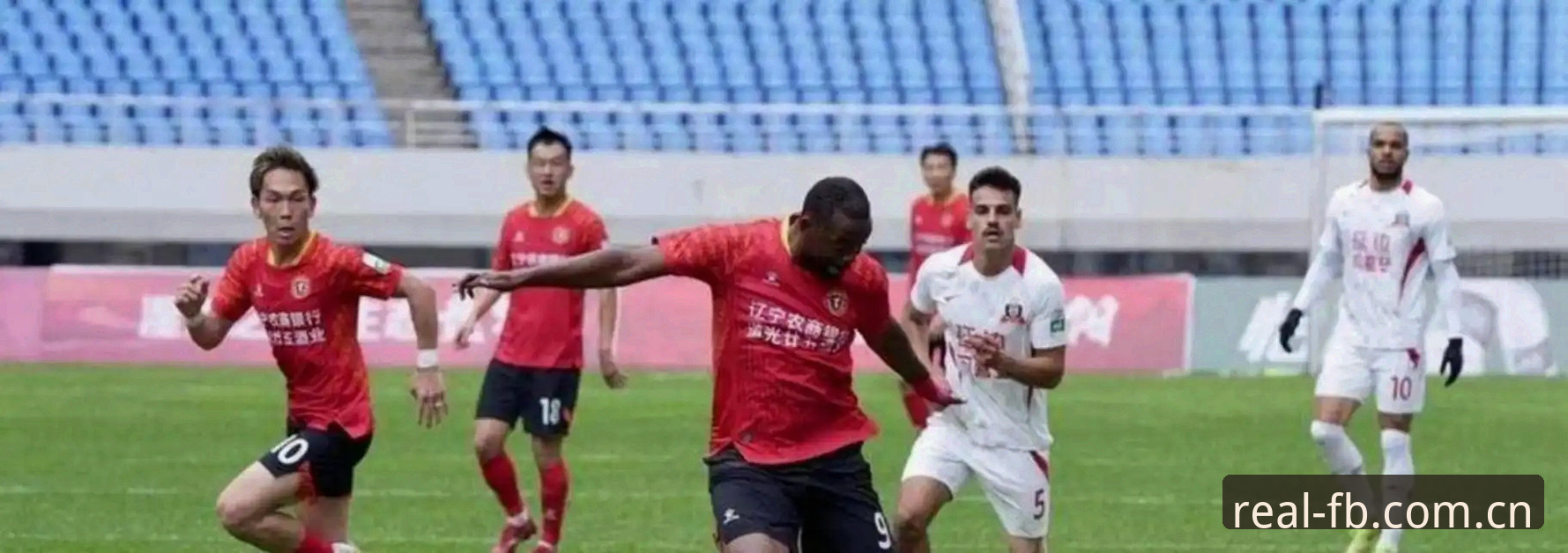 辽宁铁人夏训的3个变局点：实况为证下，换掉瓦吉奇是福是祸？